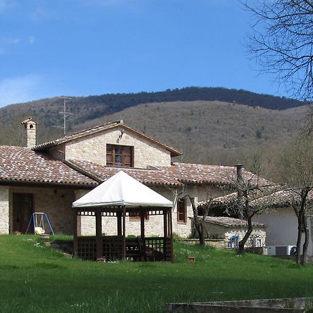 Hostal Il Vignale Massa Martana Exterior foto