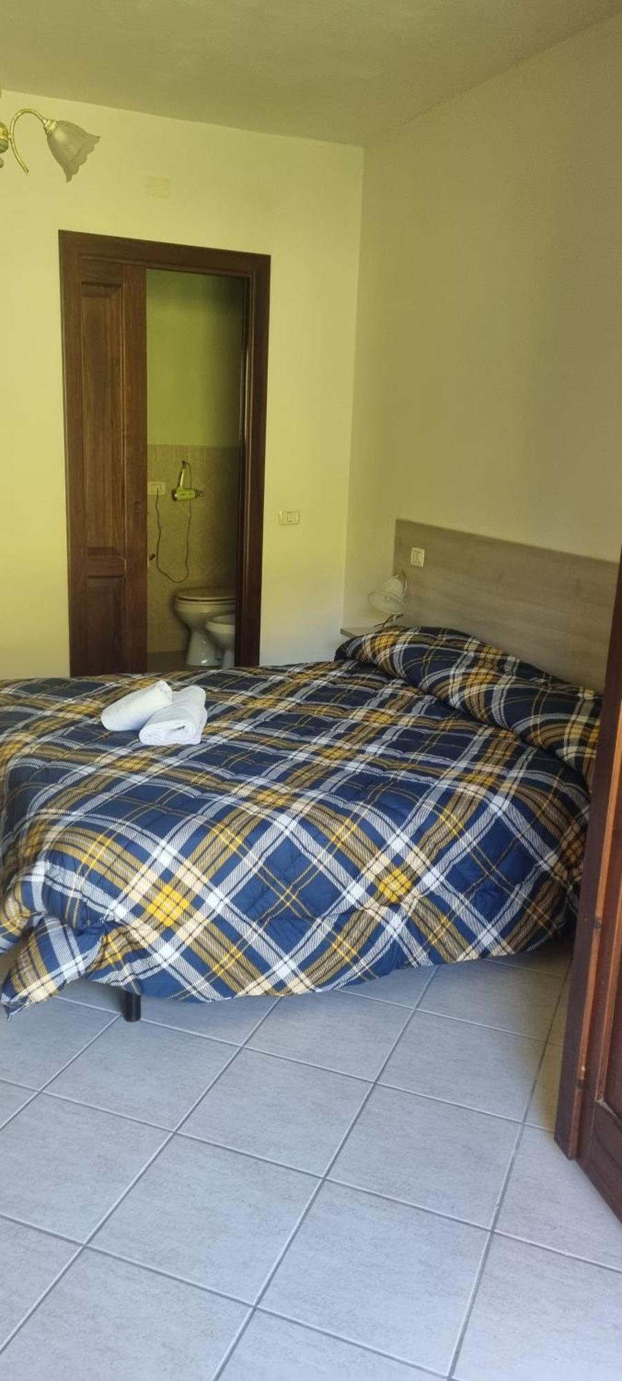 Hostal Il Vignale Massa Martana Exterior foto
